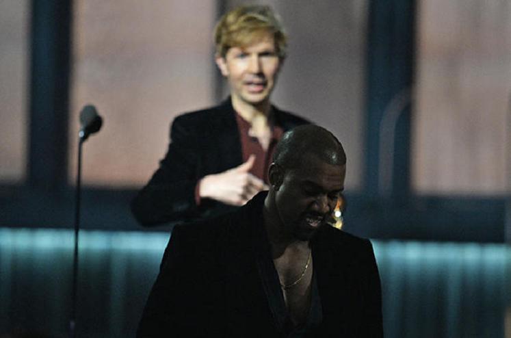 news/150209-beck-grammy.jpg