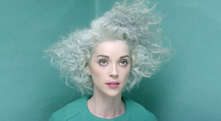 news/150209-stvincent-grammy.jpg