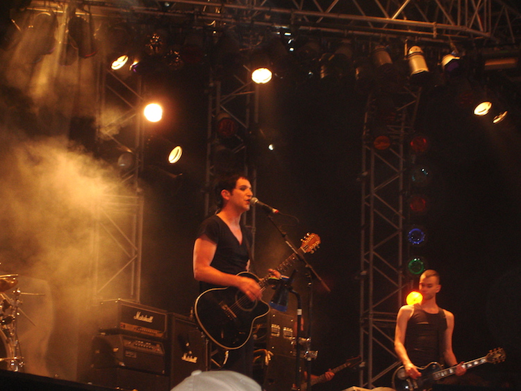 news/placebo-strike-twenty-plus-one-years-01-ros.JPG